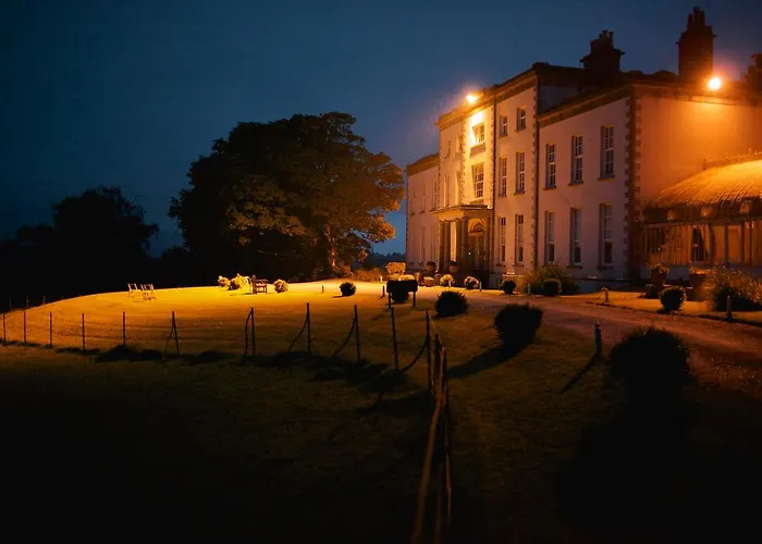 Hotel Longueville House